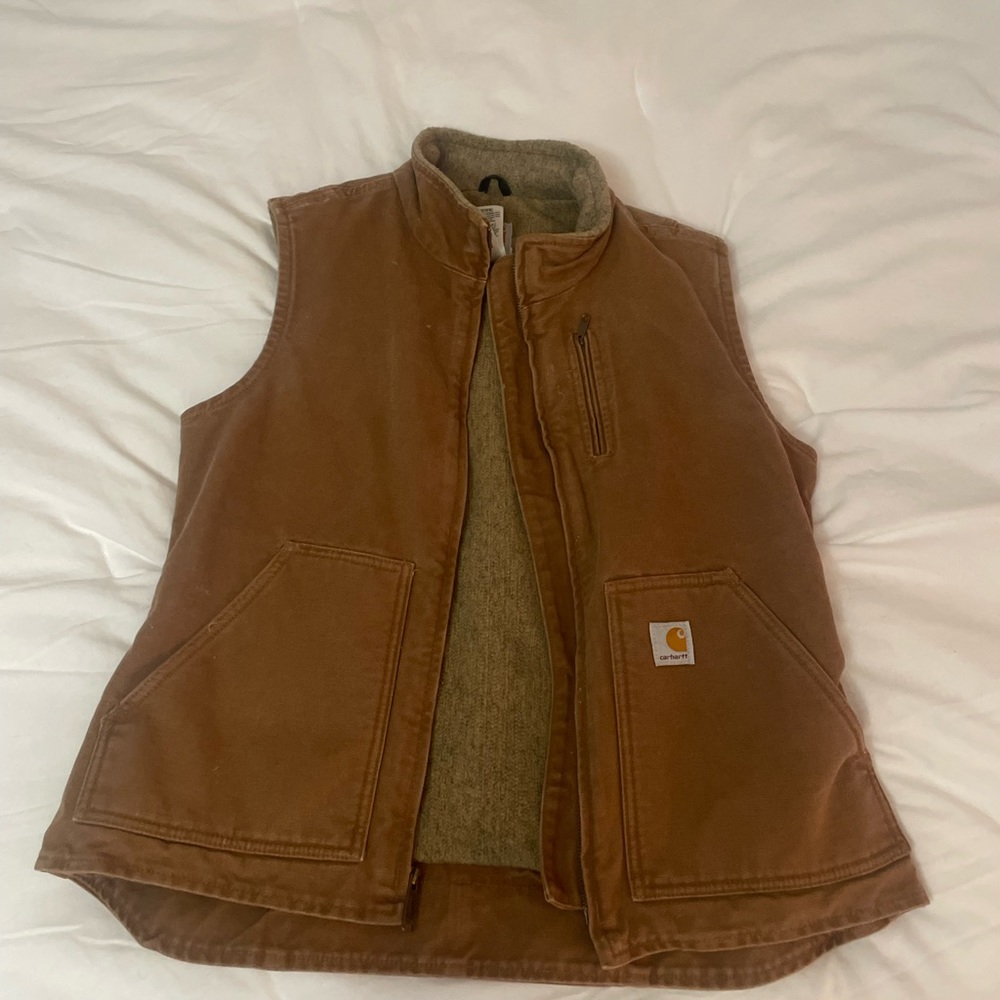 Carhartt women’s vest size medium